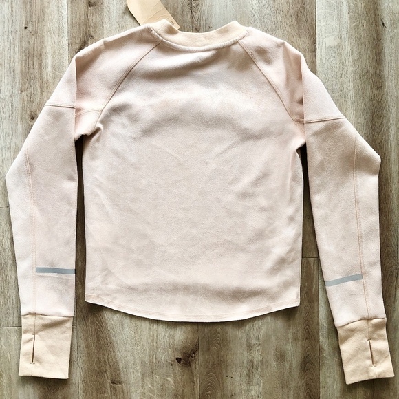 H&M, Run Like No One Is Watching, Cropped, Sweatshirt, Size XS, New With Tags - Picture 4 of 16